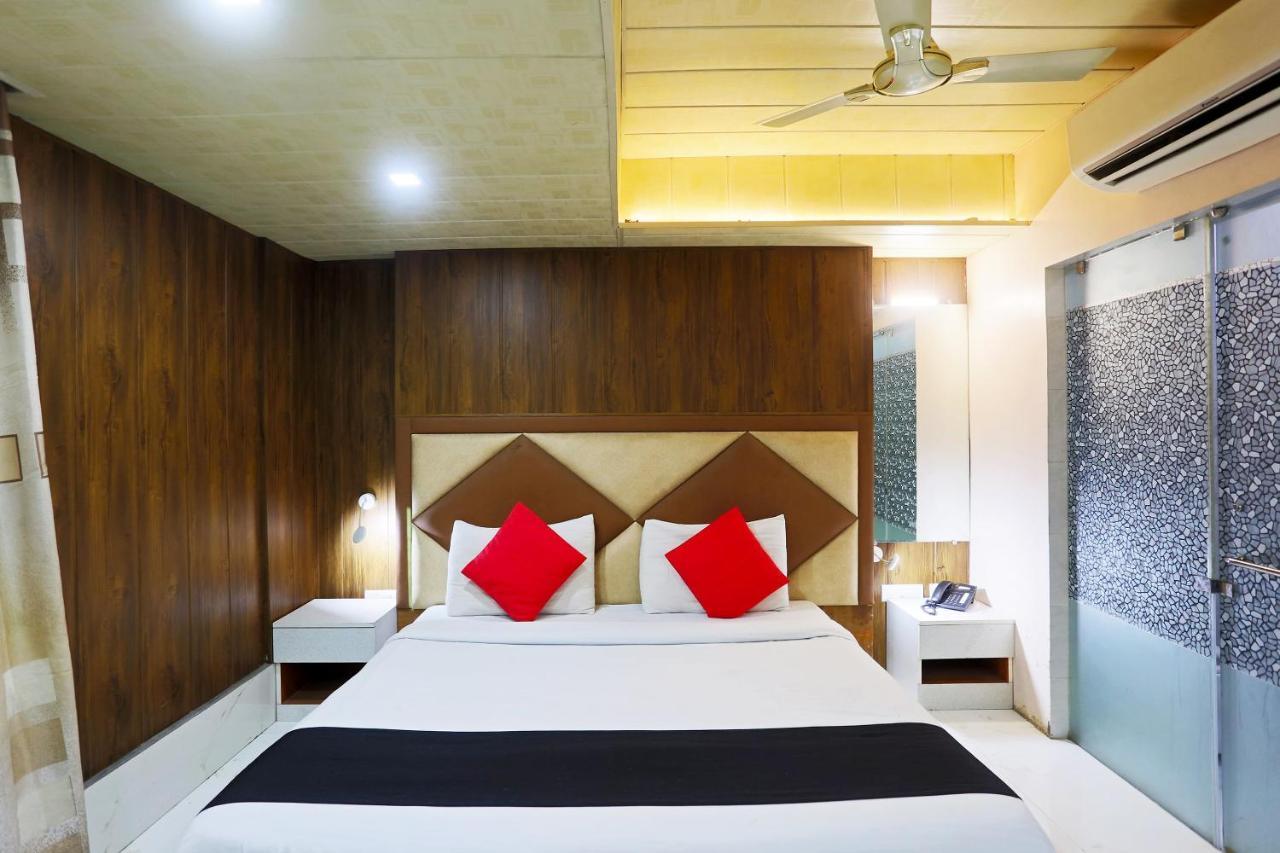 Capital O 23188 Glory Villa Neu-Delhi Exterior foto